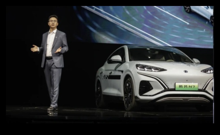 Revolucionārie braucieni: vadošās tehnoloģijas luksusa transportlīdzekļos