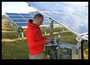 No zaļās koncepcijas līdz klikšķim: profesionāļa ceļojums atjaunojamo energoresursu izpētē